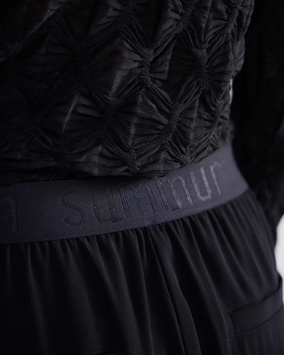 Crepe Trouser in Black